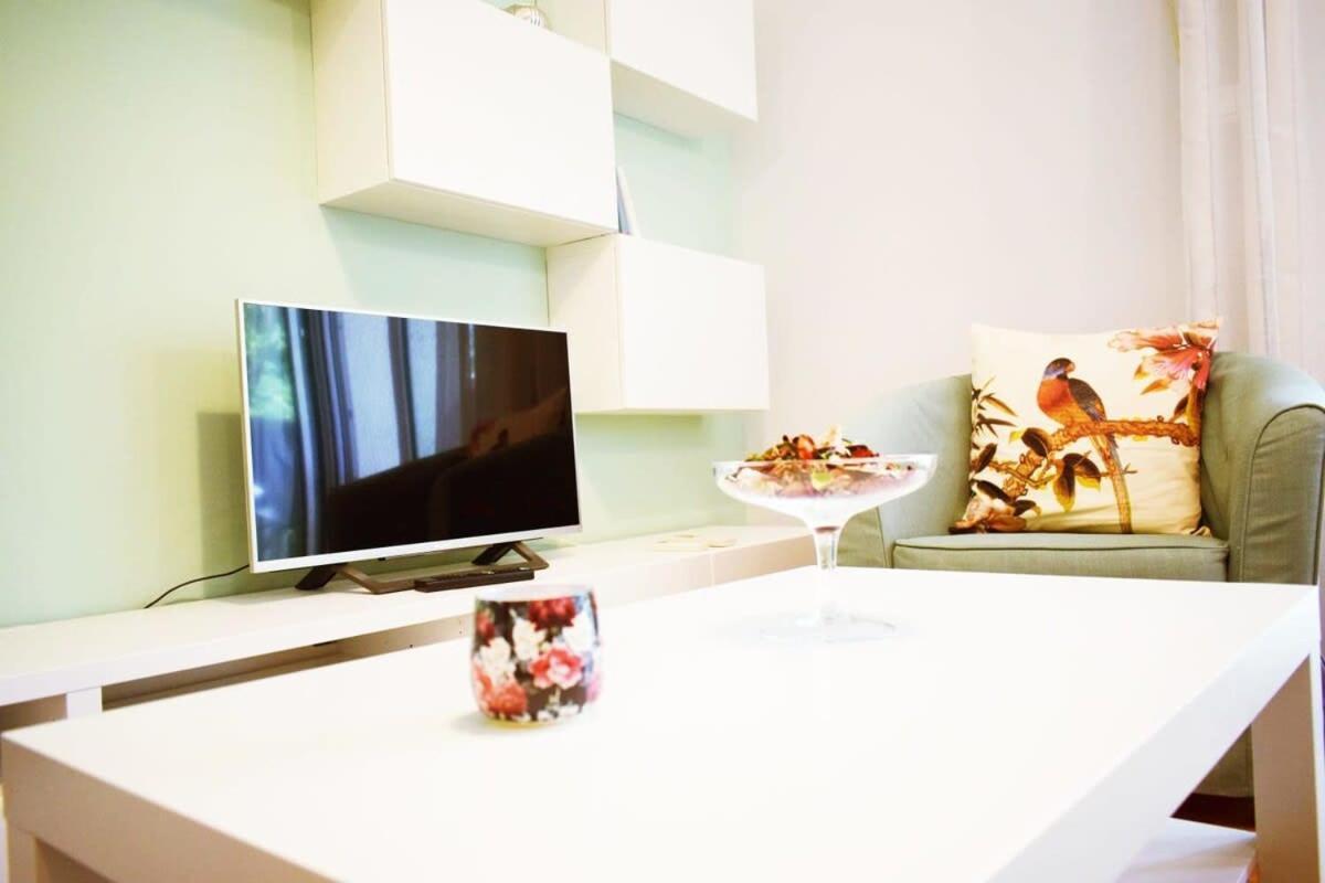 Stylish Apt In The Historic Heart Of The City Athen Eksteriør bilde