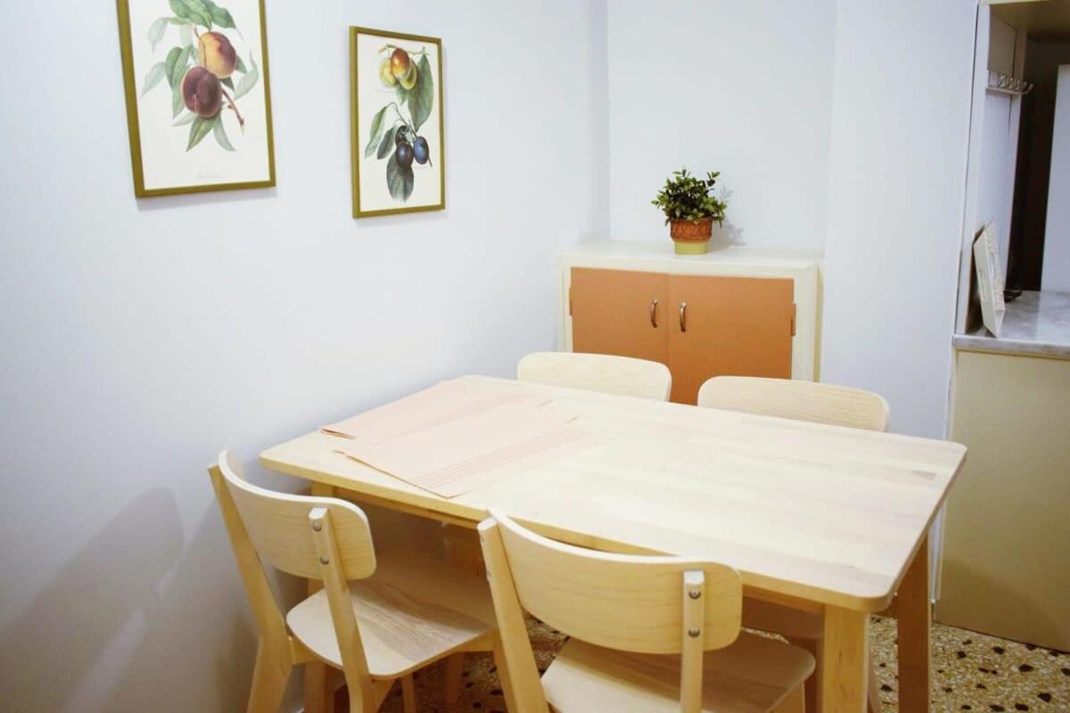 Stylish Apt In The Historic Heart Of The City Athen Eksteriør bilde
